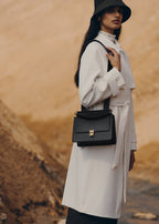 Maison Carry - Textured Black