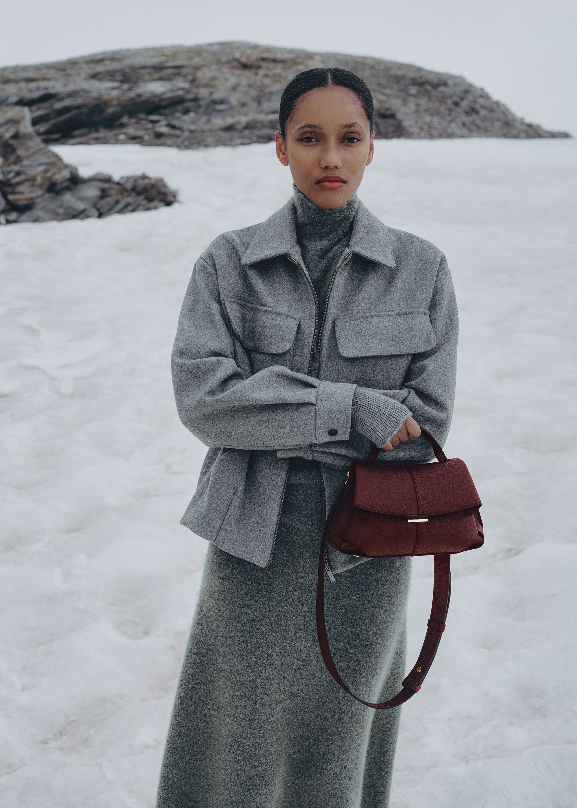 Solène Mini - Textured Black Cherry