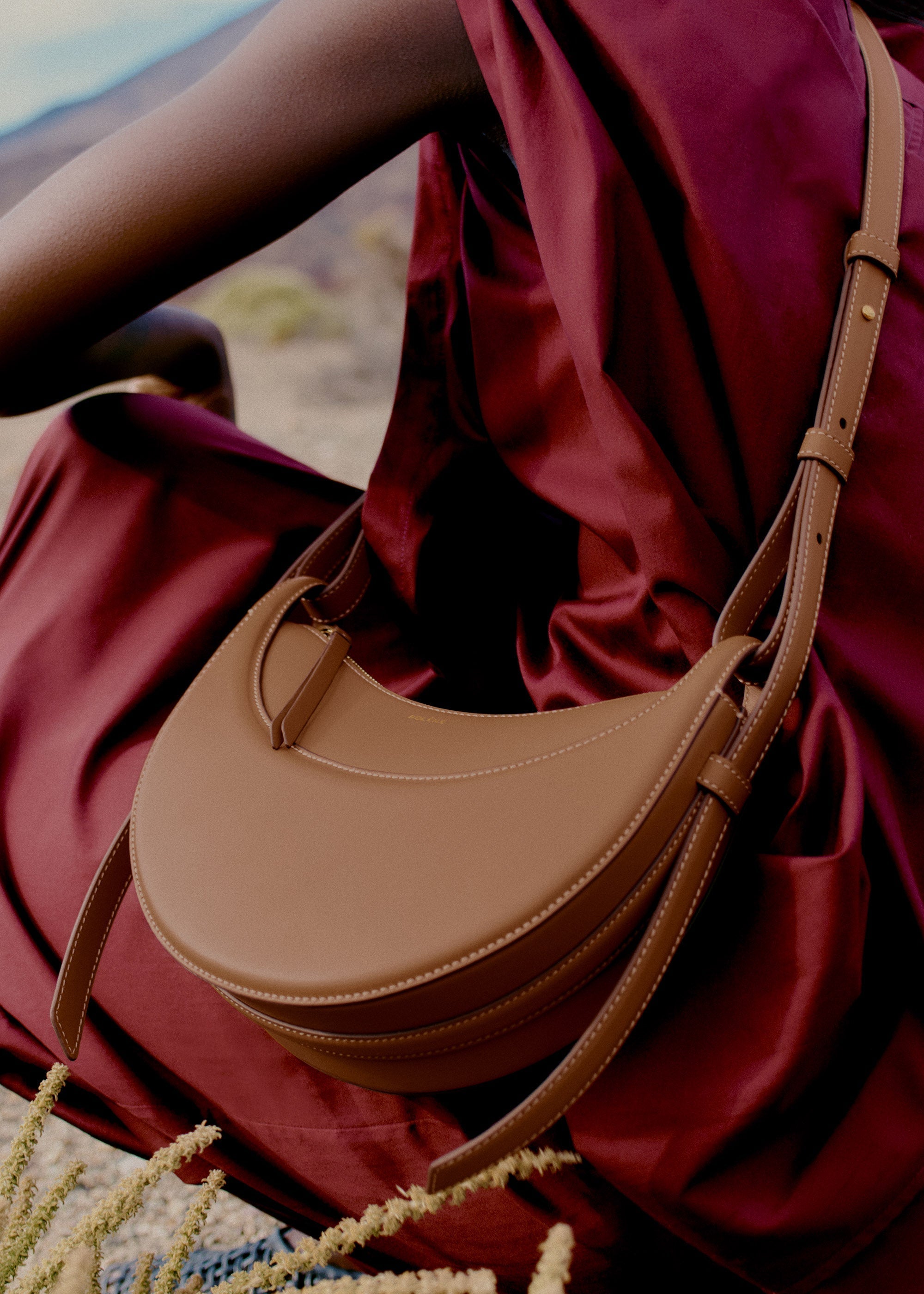 Vivienne - Camel Smooth