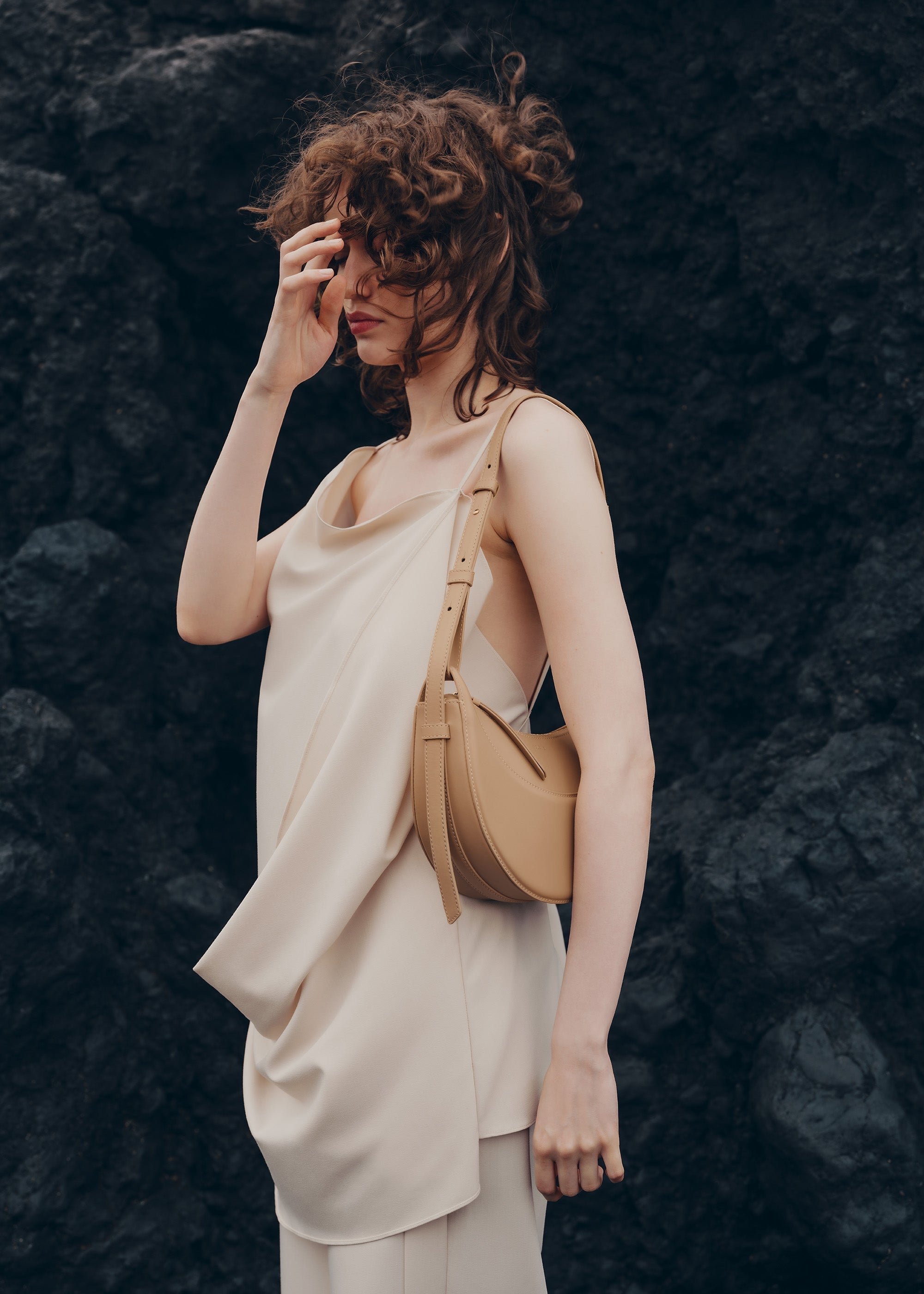 Vivienne - Smooth Beige