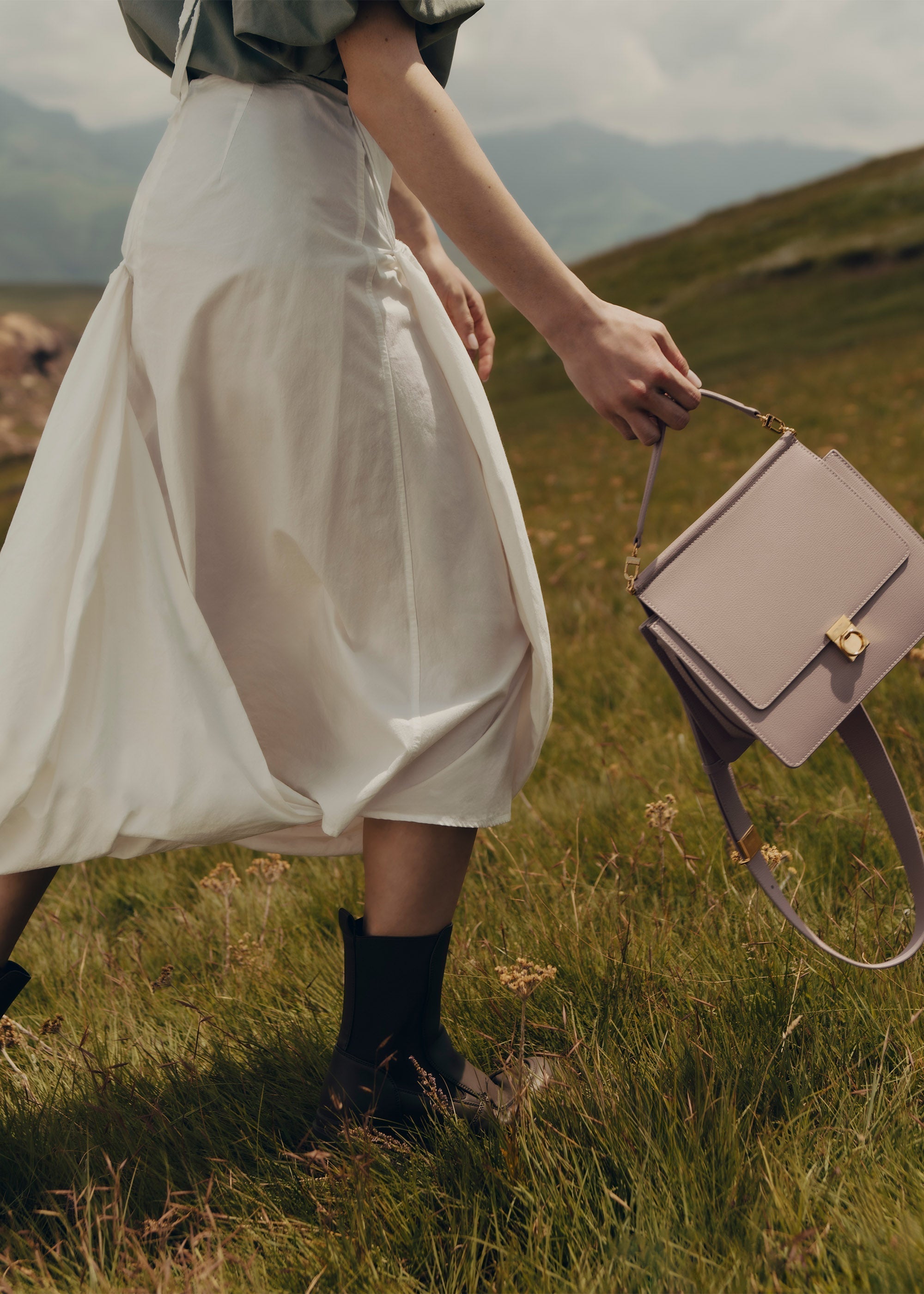 Maison Carry - Textured Taupe