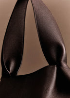 Maëlle East West - Textured Ebony