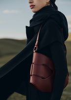 Évienne Hobo - Smooth Black Cherry