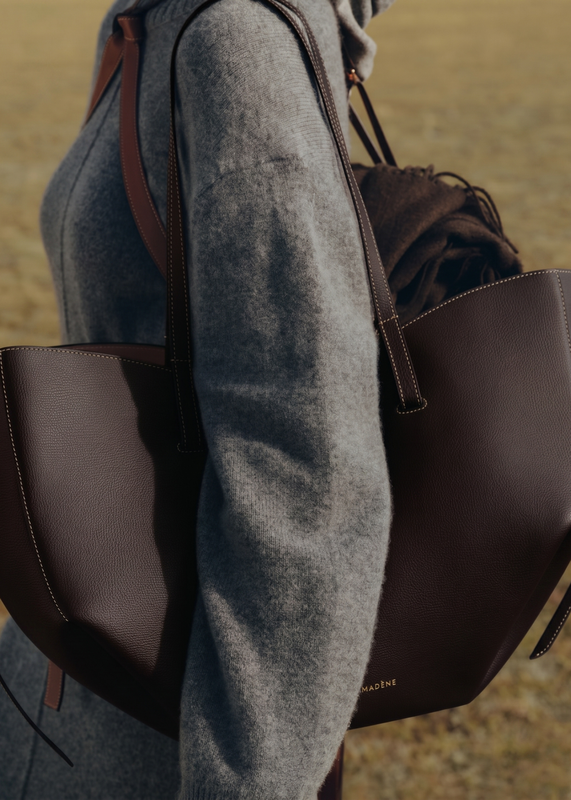 Aveline Grand - Textured Ebony