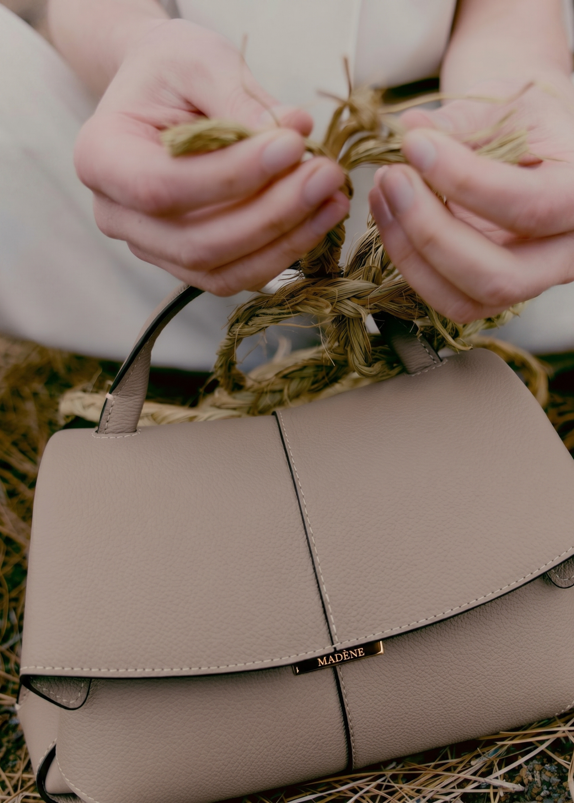 Solène Mini - Textured Taupe