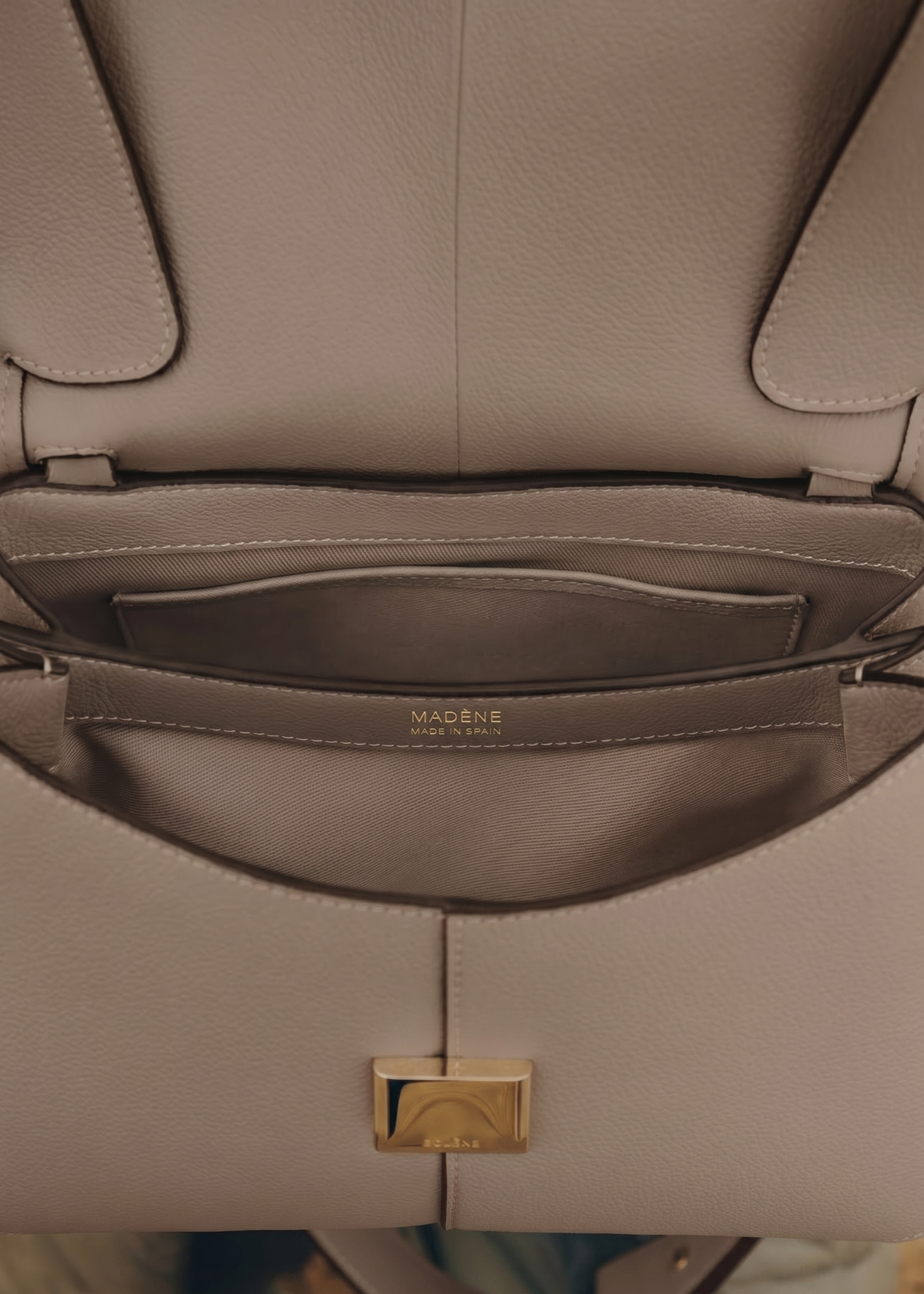 Solène - Textured Taupe