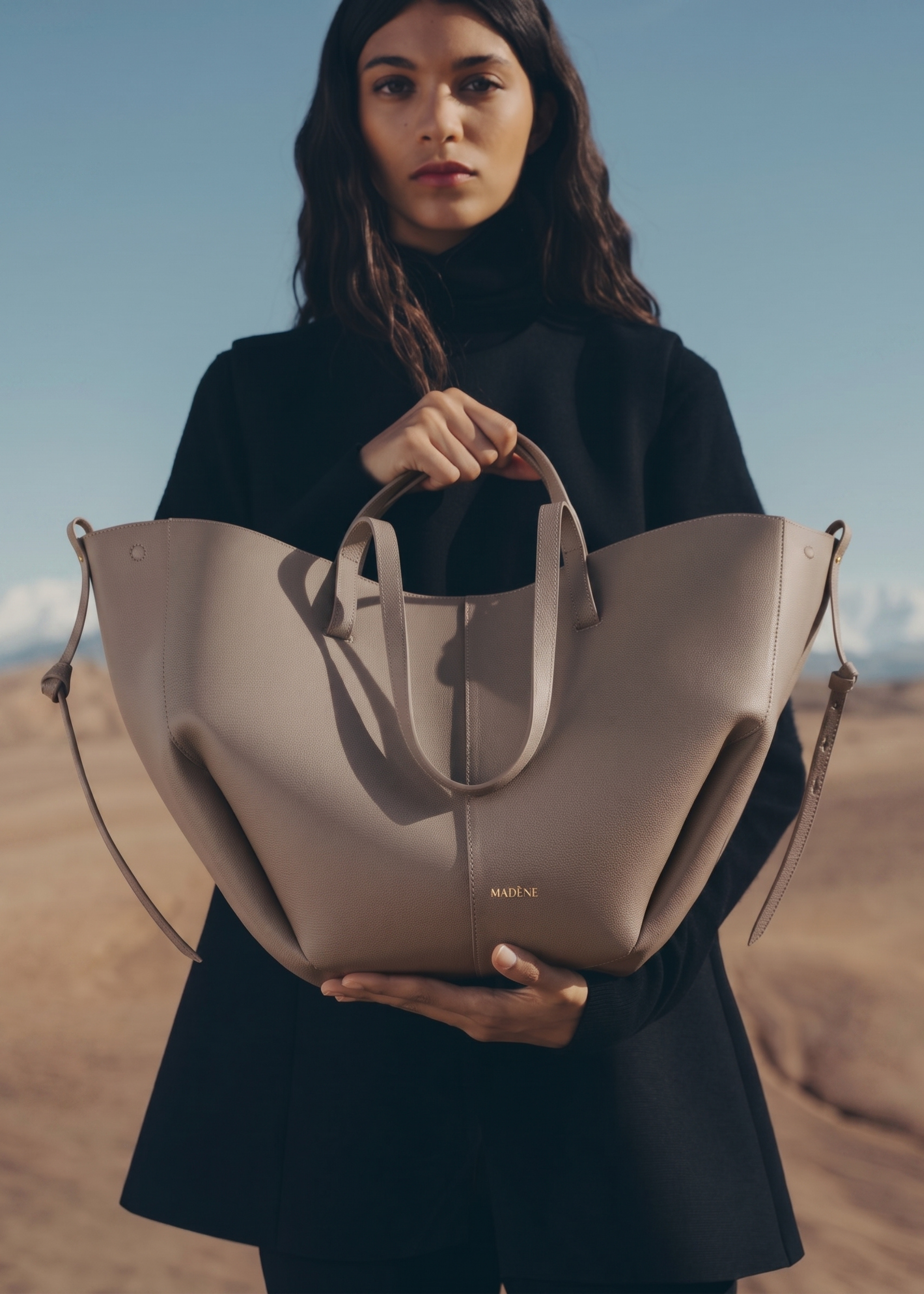 Aveline Grand - Textured Taupe