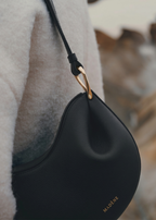 Valenne - Textured Black