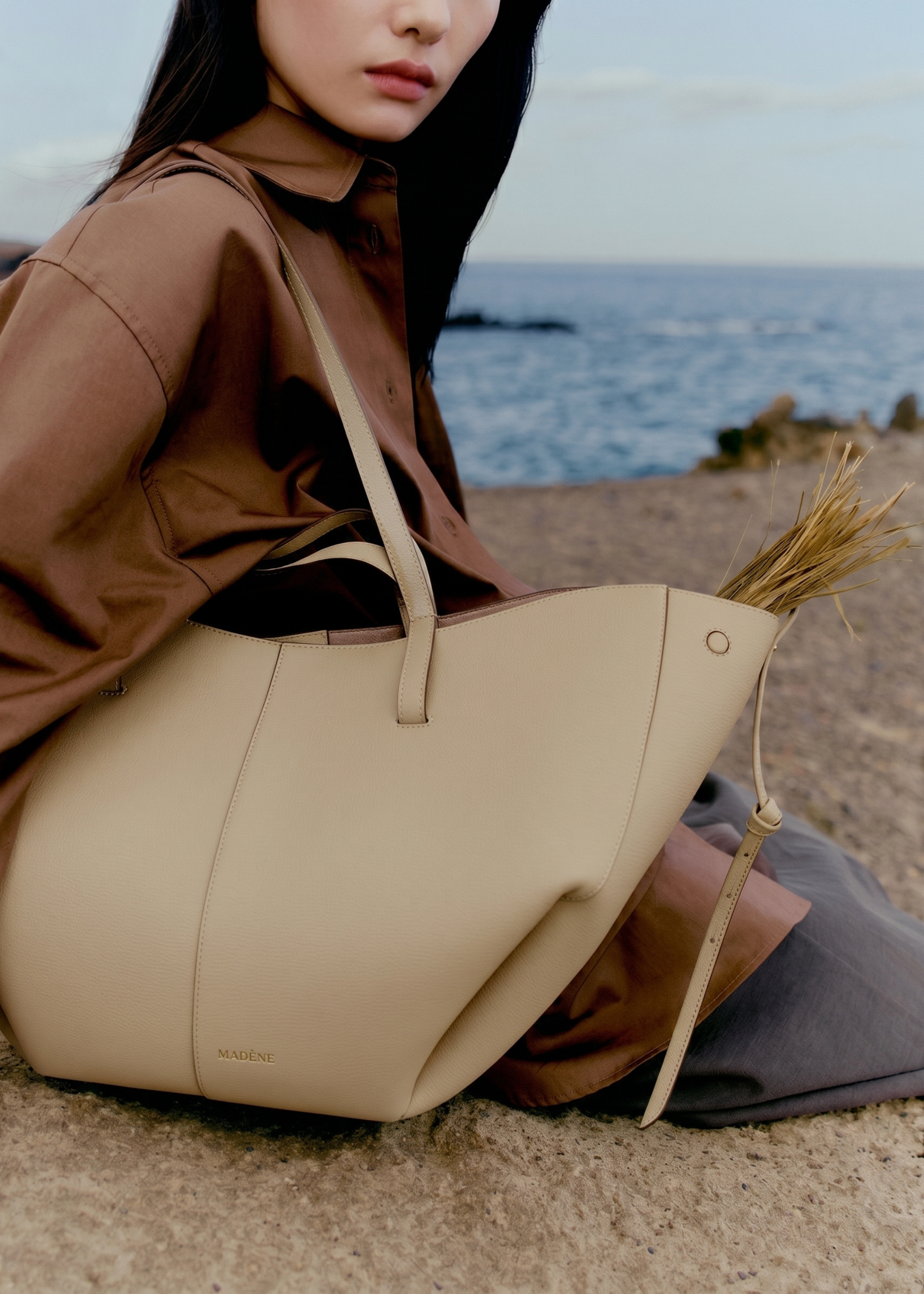 Aveline Grand - Textured Sand