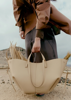 Aveline Grand - Textured Sand