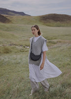 Vivienne - Black Canvas