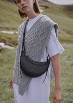 Vivienne - Black Canvas