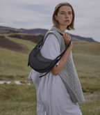 Vivienne - Black Canvas