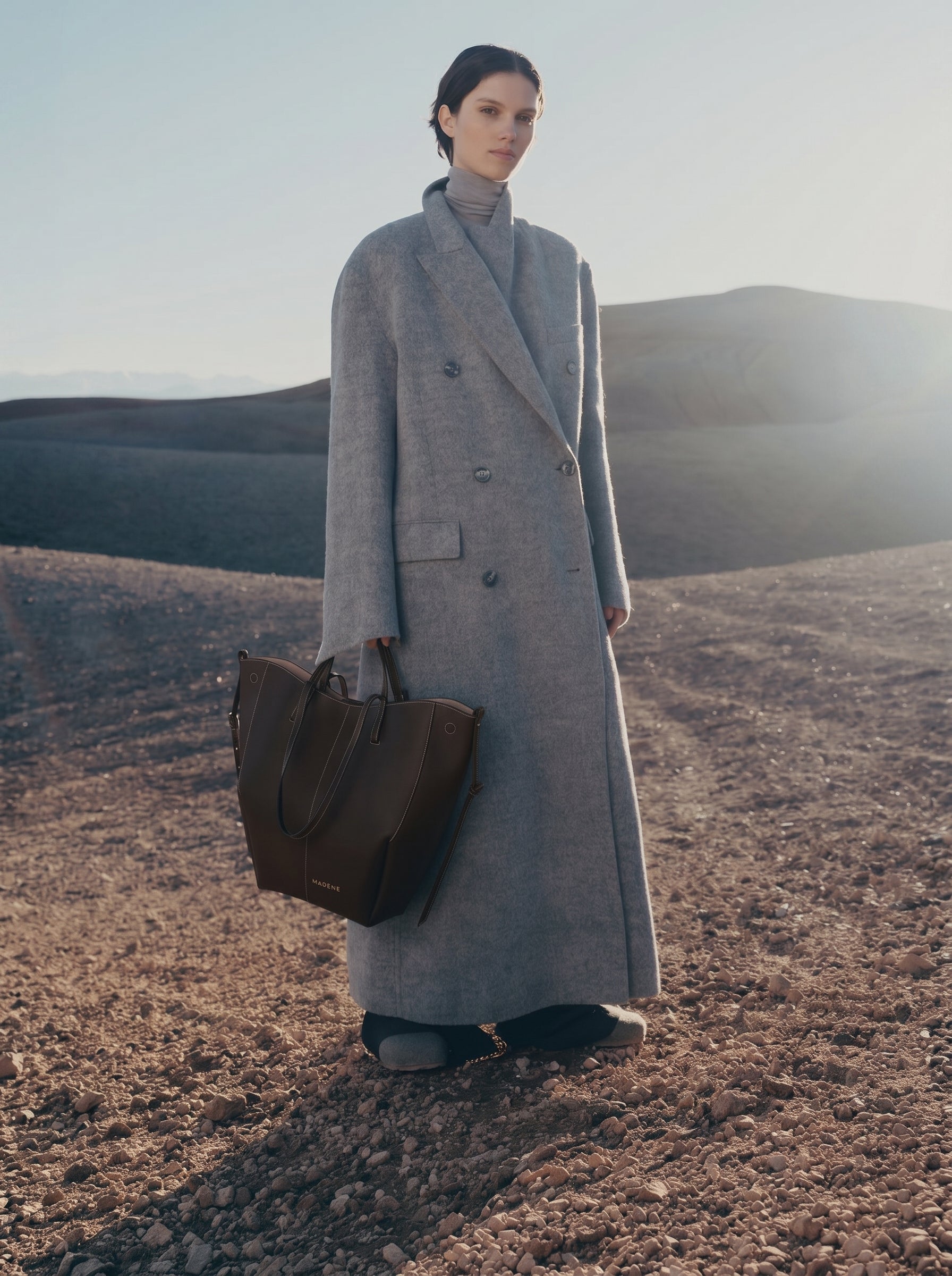 Aveline Tote - Textured Ebony